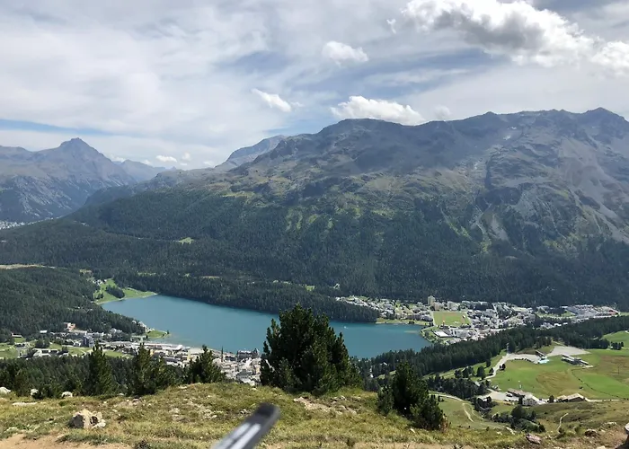 Chesa Il Rifugio Alpesi faház