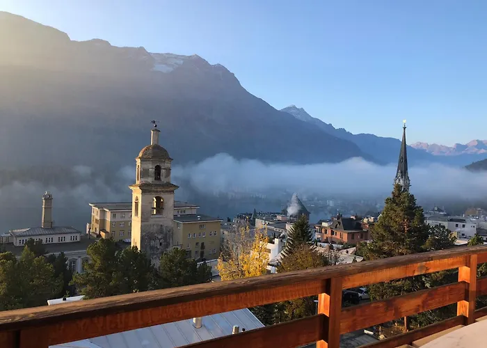 Alpesi faház Chesa Il Rifugio *